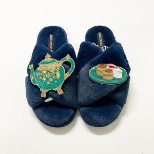 Laines London X Juliet Sear Collection Womens Tea & Scones Brooches Slippers
